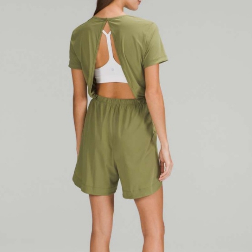 Lululemon Lightweight High-Neck Romper Size 6 Bronze Green - Picture 2 of 12